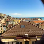 Center - Free Parking - Wifi - Smart Tv * Varazze