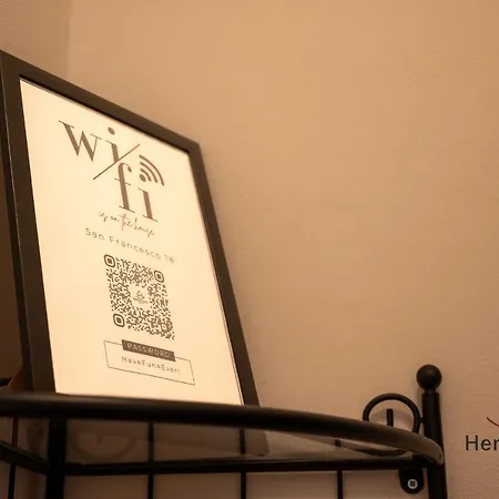 Center - Free Parking - Wifi - Smart Tv Varazze